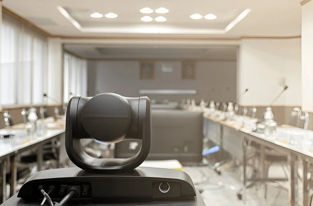 How to Choose the Best Video Conferencing Camera for Your Business